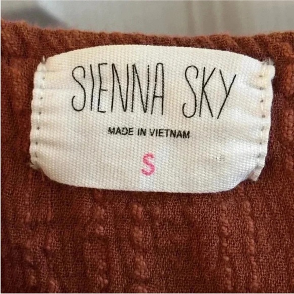 Sienna Sky Rust Sleeveless Top - Picture 6 of 7